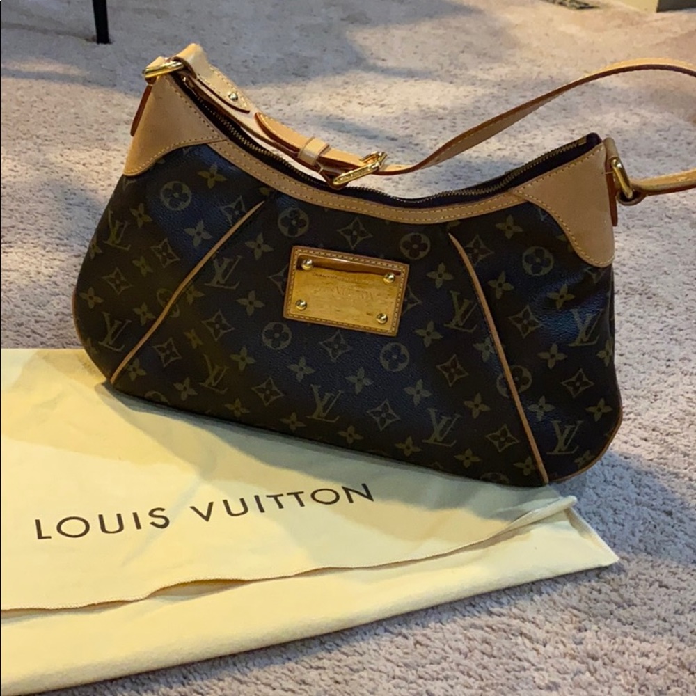 AUTHENTIC Louis Vuitton Bag